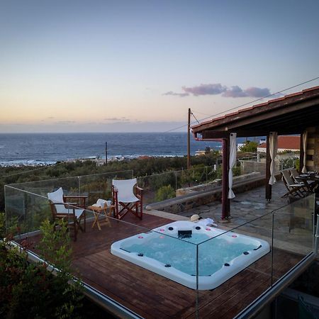 Blue Pearl Villa AmigdhalokeFálion Екстериор снимка