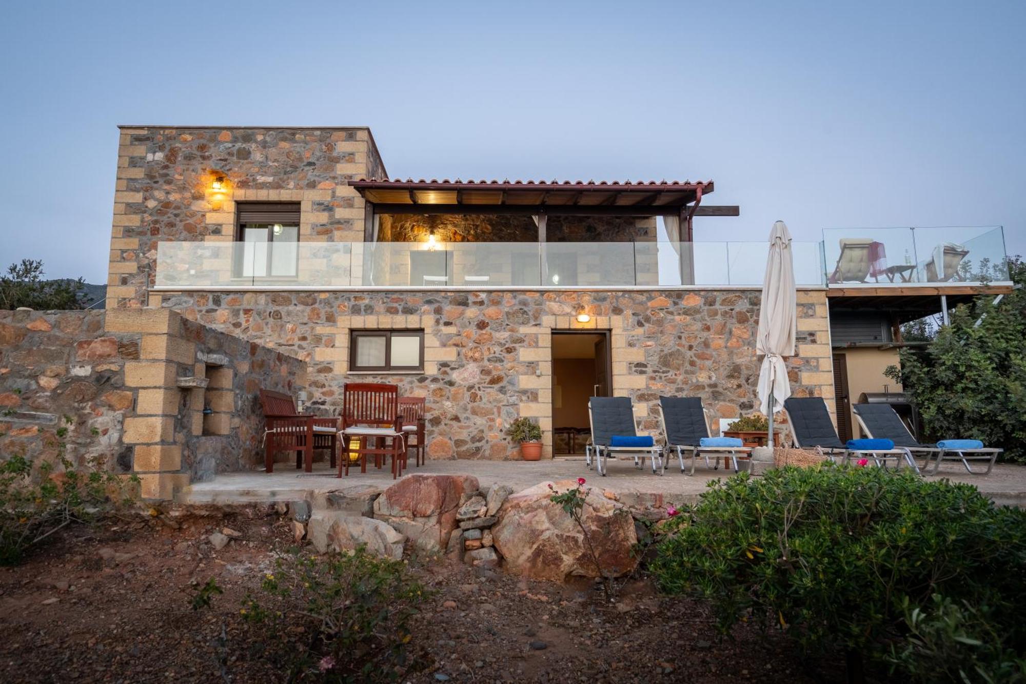 Blue Pearl Villa AmigdhalokeFálion Екстериор снимка